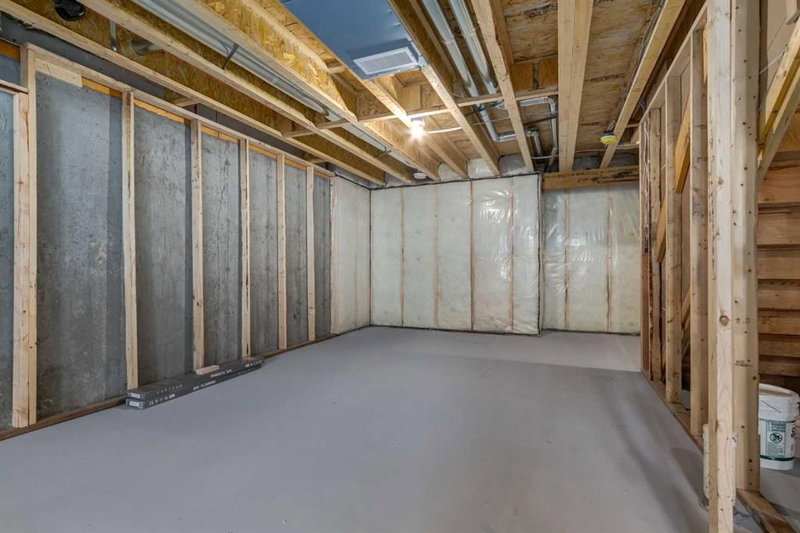 170 Heartwood Parade SE, Rangeview — interior photo 6