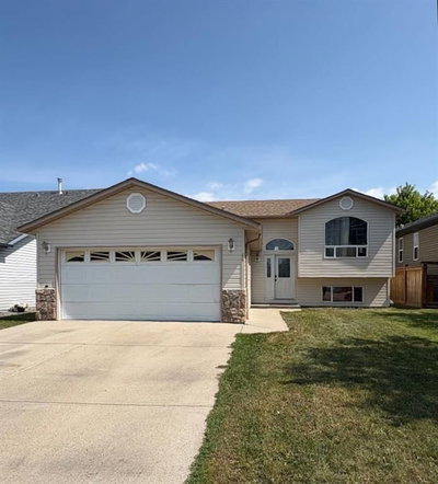 66 Upland Road W