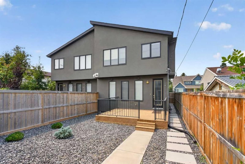 3318 Centre B Street NW, Highland Park — interior photo