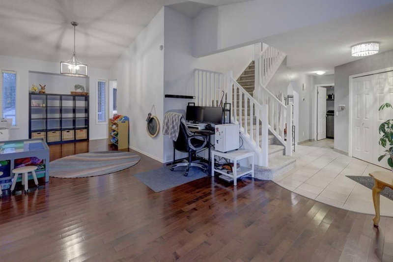 215 Arbour Ridge Way NW, Arbour Lake — interior photo 5