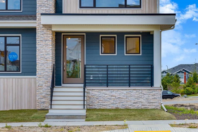 236 Bluerock Street SW, Alpine Park — photo 2