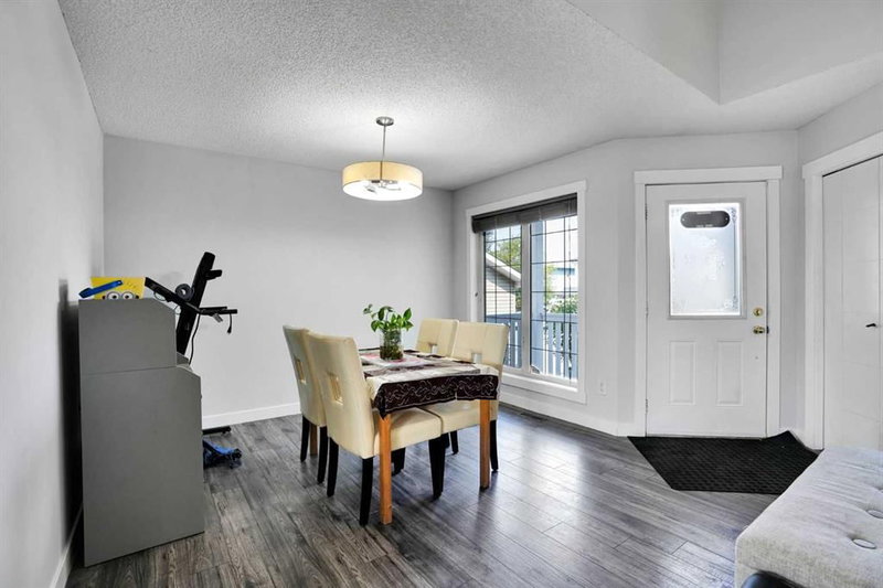 101 Douglas Ridge Circle SE, Douglasdale/Glen — interior photo 5