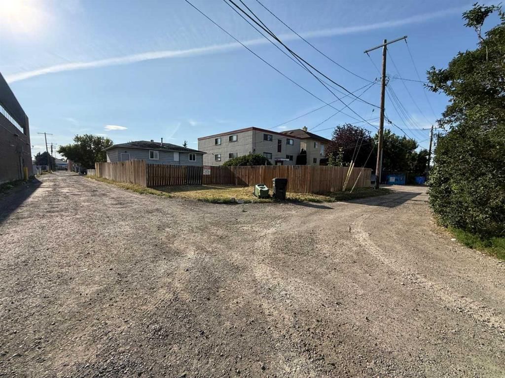 Listing Image 16