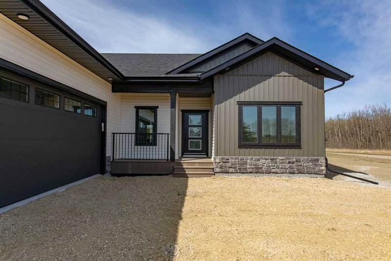 203 - 38452 Range Road 284