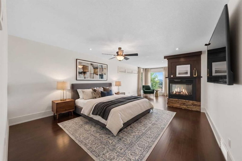2724 Signal Ridge View SW, Signal Hill — interior photo 6