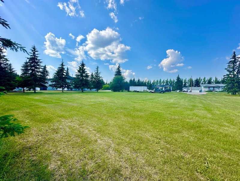 129 - 13379 670 Township