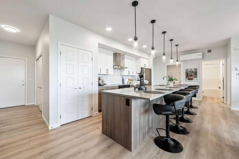 2205, 550 Belmont Street SW, Belmont — interior photo 5