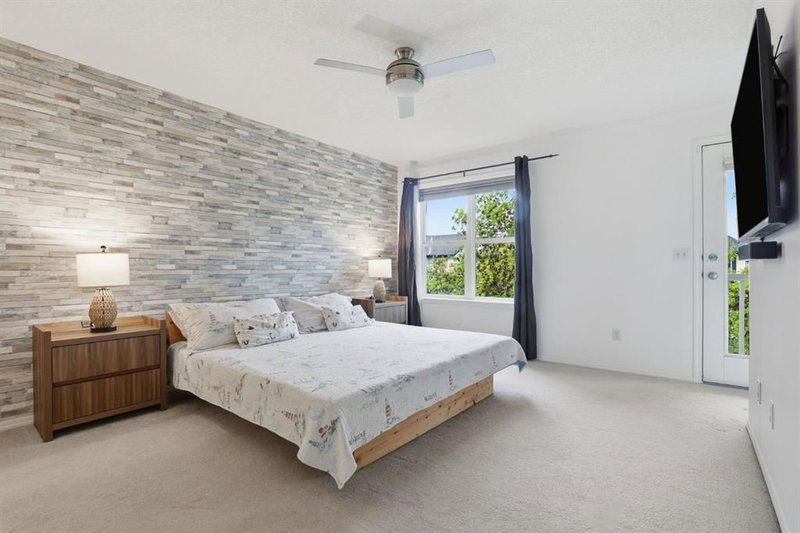 450 Elgin Way SE, McKenzie Towne — interior photo 6