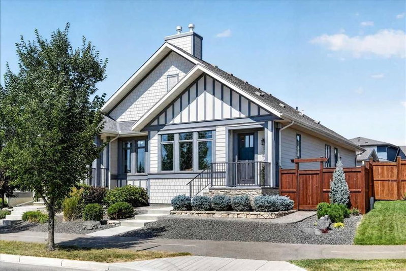 24 Mahogany Gardens SE