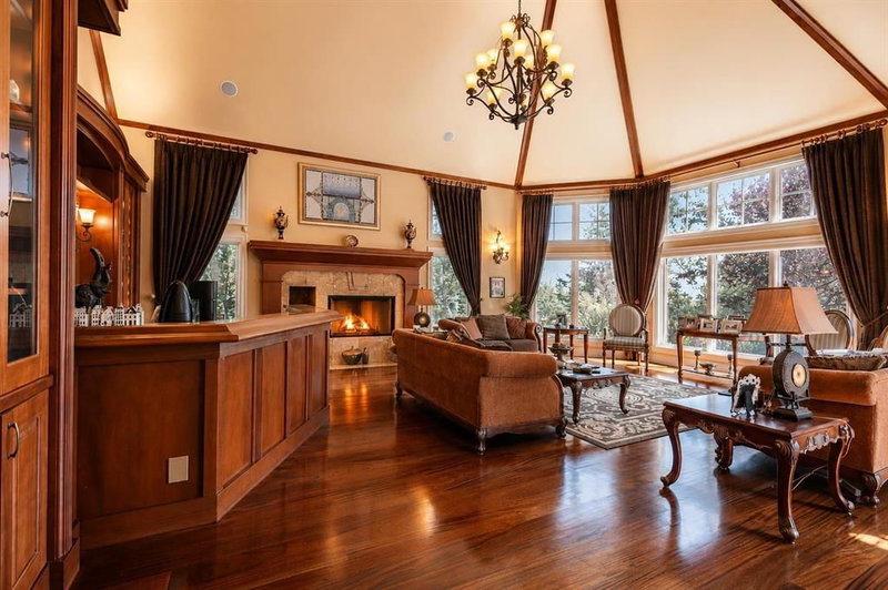 30075 Township Road 262, Bearspaw_Calg — interior photo 5