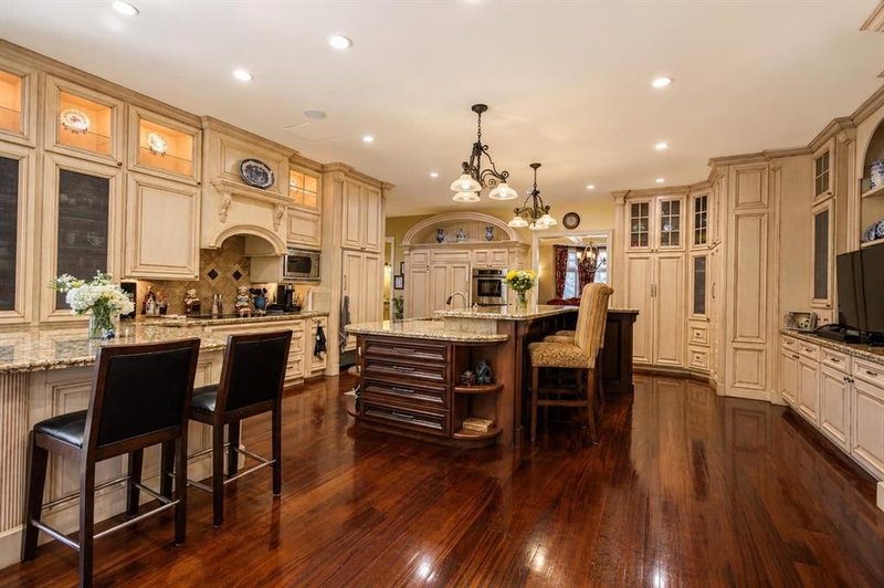 30075 Township Road 262, Bearspaw_Calg — interior photo 6