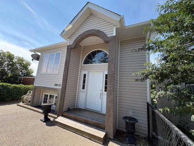 10032 102 Street