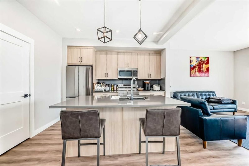 3125, 55 Lucas Way NW, Livingston — interior photo 5