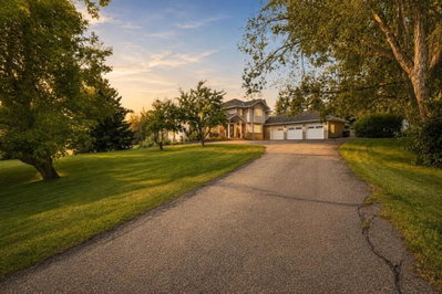 58 - 28364 Township Road 384