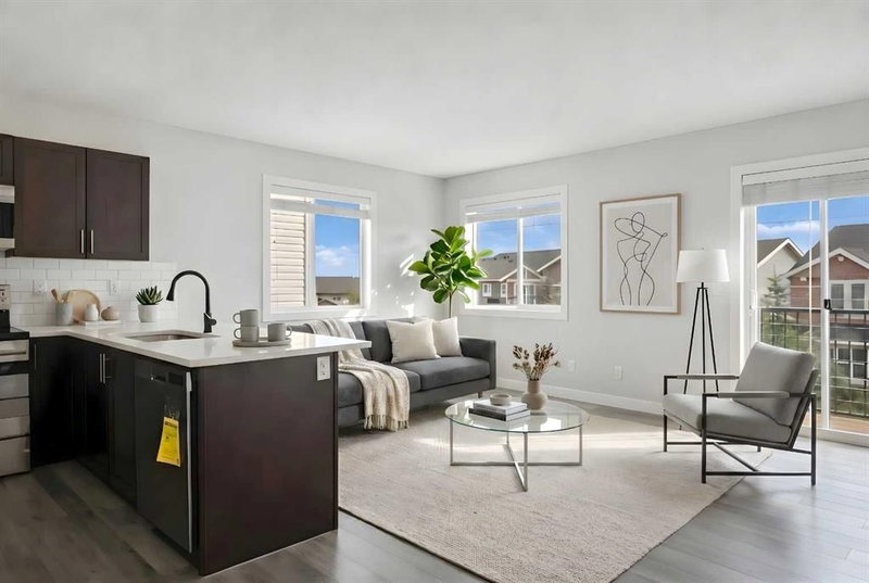 137 Pantego Lane NW, Panorama Hills — interior photo