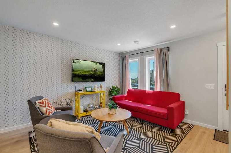 312, 19500 37 Street SE, Seton — interior photo