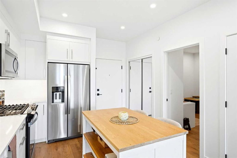 338, 110 18A Street NW, West Hillhurst — interior photo 5