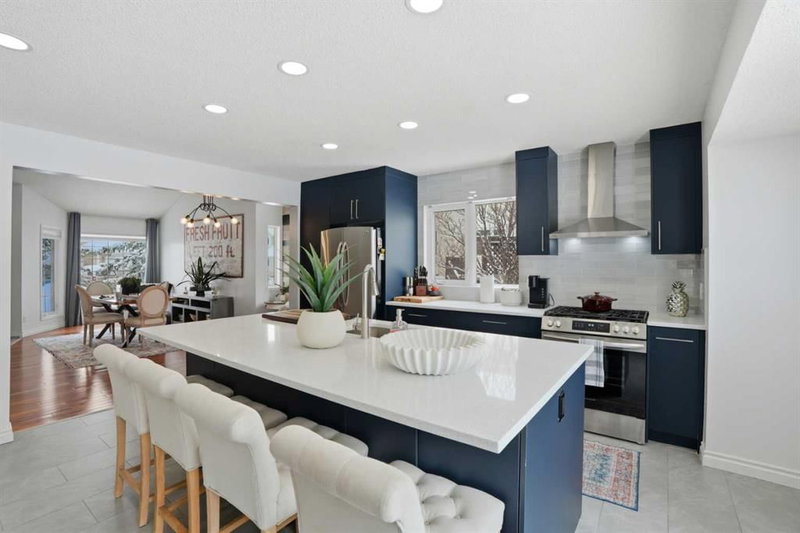 123 Schubert Hill NW, Scenic Acres — interior photo