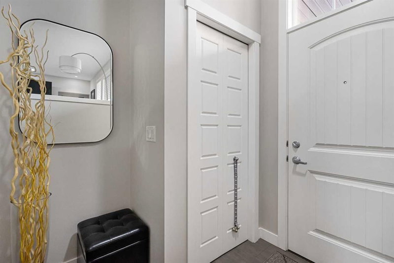 185 Cranbrook Villas SE, Cranston — interior photo 5
