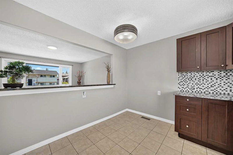 80 Pensville Road SE, Penbrooke Meadows — interior photo 5