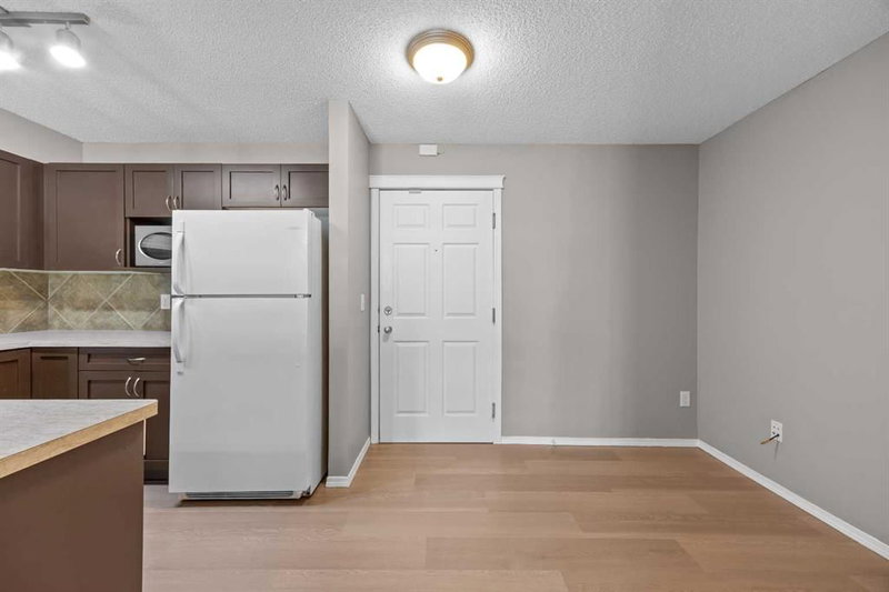 9216, 70 Panamount Drive NW, Panorama Hills — interior photo