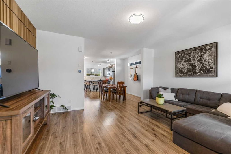 80 Legacy Glen Row SE, Legacy — interior photo 5