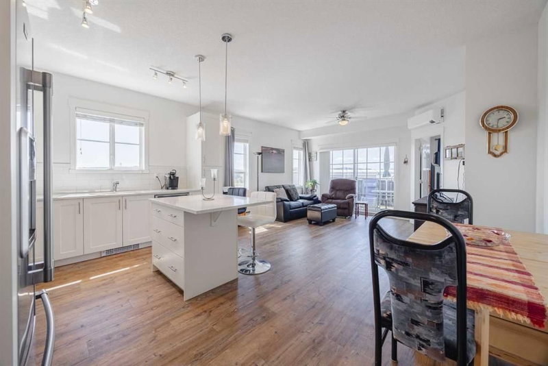 6409 - 151 Legacy Main Street SE
