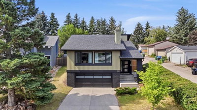 111 Coachwood Crescent SW