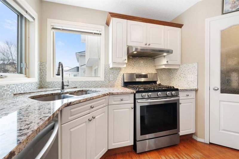 69 Hampstead Gardens NW, Hamptons — interior photo 5