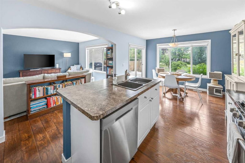 43 Cougar Ridge Bay SW, Cougar Ridge — interior photo 6