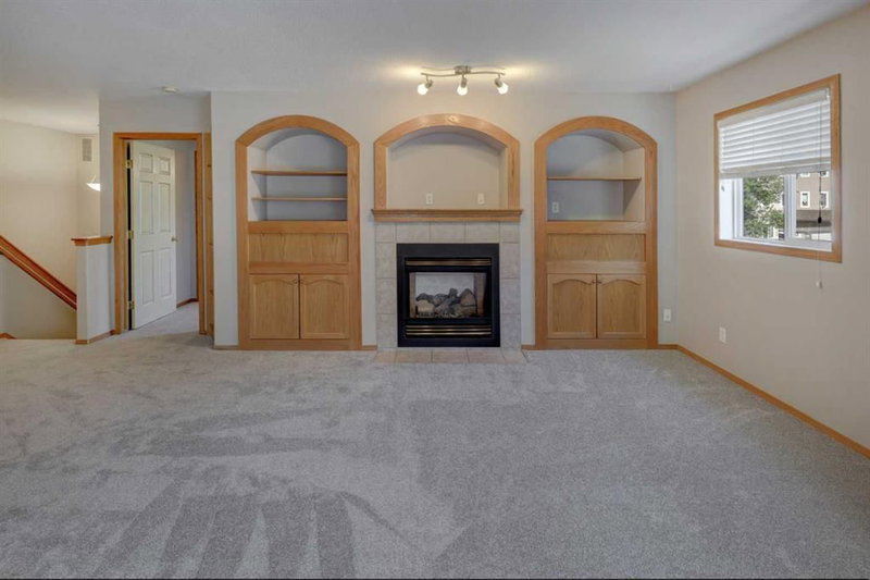 6711 Pinecliff Grove NE, Pineridge — interior photo