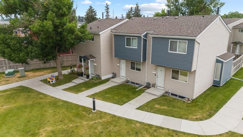 69, 5425 Pensacola Crescent SE, Penbrooke Meadows — interior photo