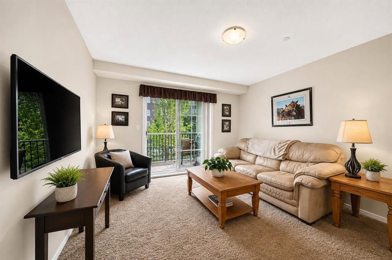 5210, 279 Copperpond Common SE, Copperfield — interior photo 6