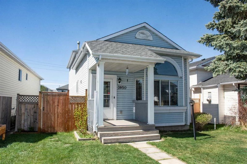 Detached at 3850 Catalina Boulevard NE, Monterey Park — listing photo