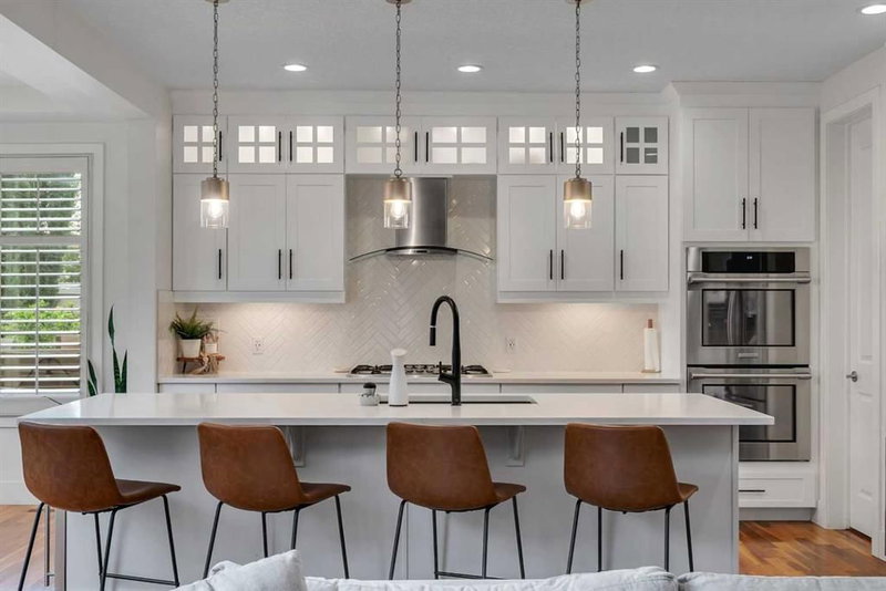 72 Quarry Landing SE, Douglasdale/Glen — interior photo