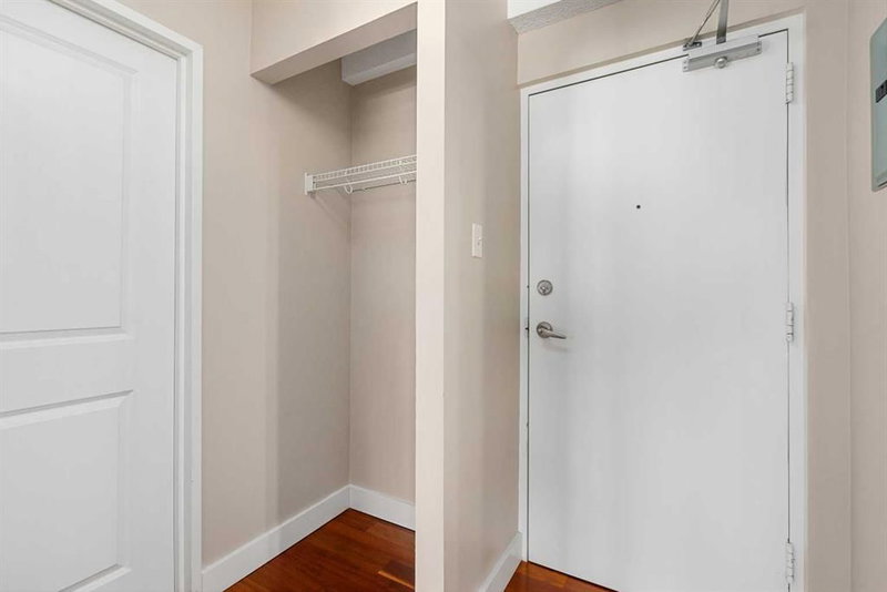 #404 - 315 9A Street NW