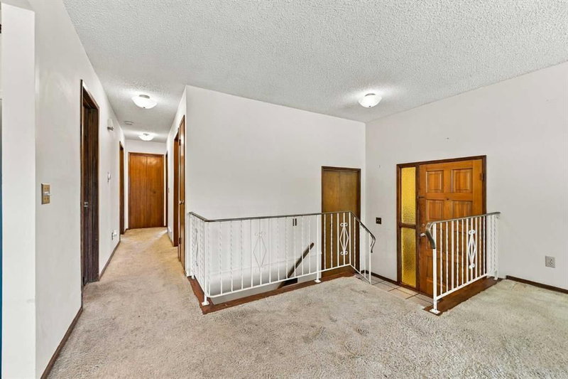 14 Dalhousie Crescent NW