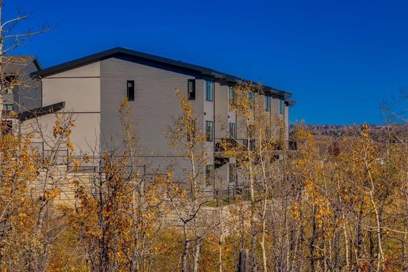 84, 1453 Na'a Drive SW, Medicine Hill — interior photo 5