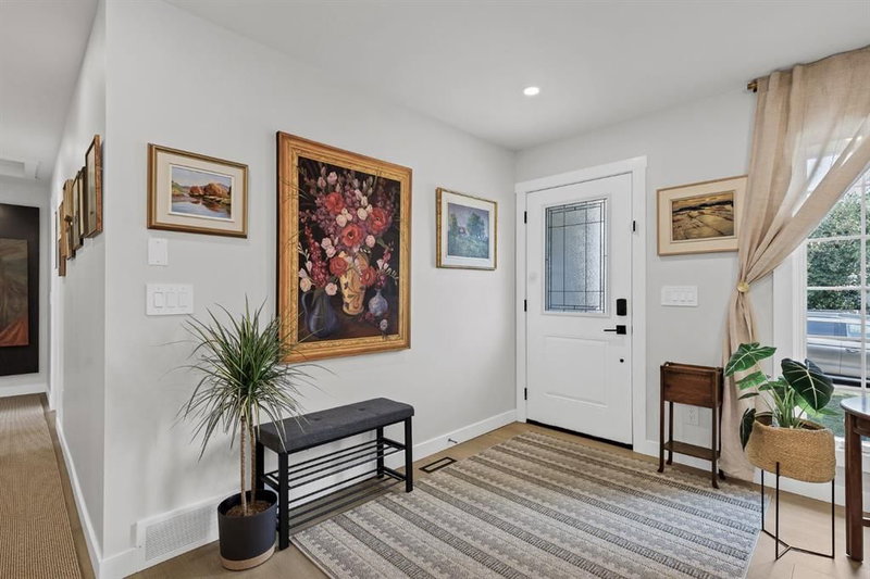 179 Capri Avenue NW, Charleswood — interior photo 5