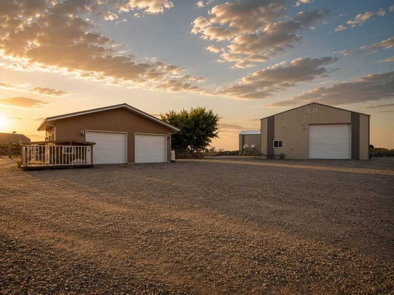 562056 24 Street E, Rural Foothills County — interior photo 6
