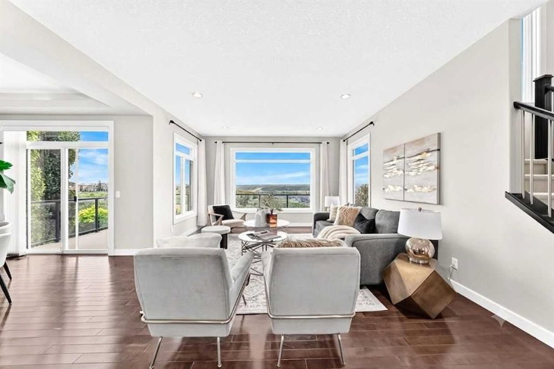 96 Cranarch Heights SE, Cranston — interior photo 6
