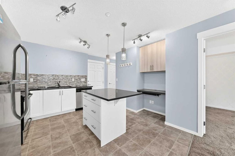5315, 755 Copperpond Boulevard SE, Copperfield — interior photo