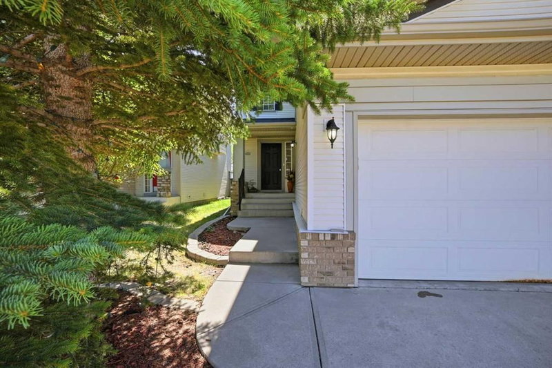 84 Cougar Ridge Circle SW, Cougar Ridge — interior photo