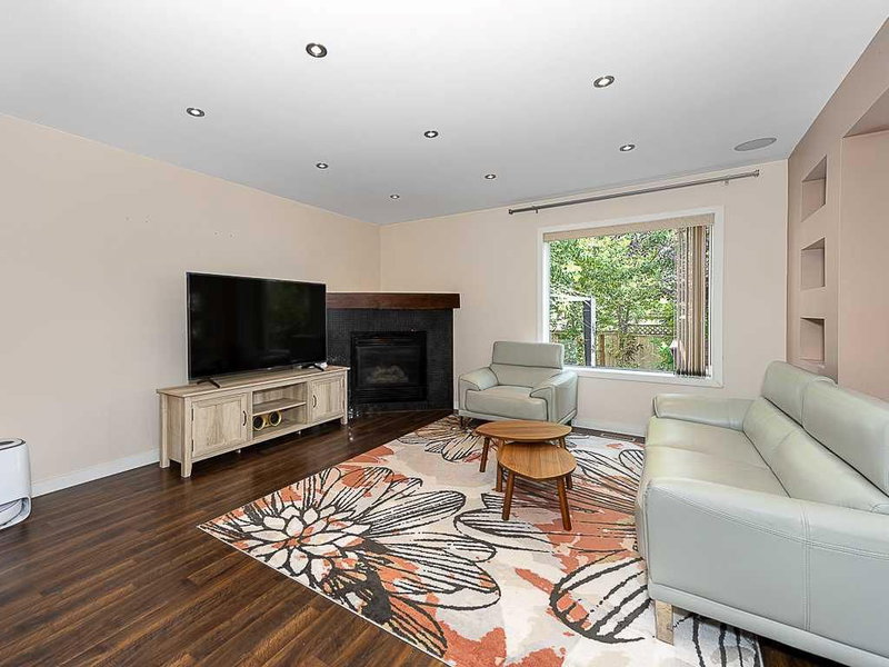 3782 Douglas Ridge Link SE, Douglasdale/Glen — interior photo