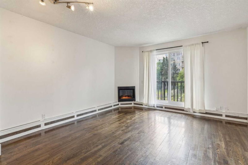 301, 1530 16 Avenue SW, Sunalta — interior photo