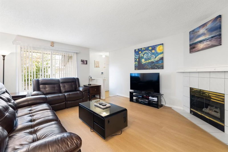 76 Douglas Ridge Close SE, Douglasdale/Glen — interior photo 5