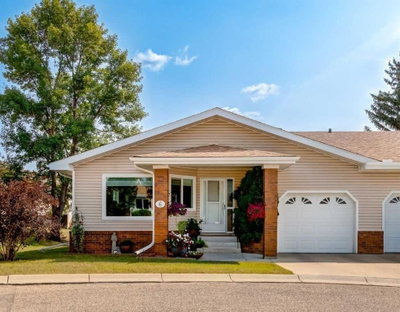 6 Vandoos Villas NW