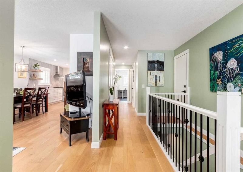6 Vandoos Villas NW