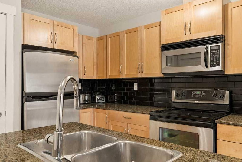 3412, 5605 Henwood Street SW, Garrison Green — interior photo