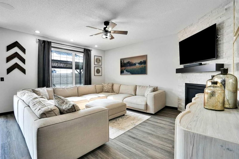 95 Morningside Mews SW, Morningside — interior photo 6
